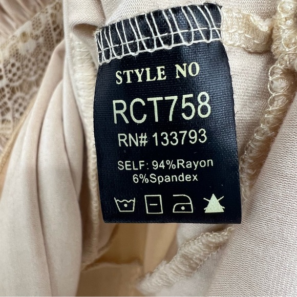 POL Womens Sleeveless Tank Top Camisole Beige Neutral Lace Ruffle Adjustable NEW - Picture 12 of 13